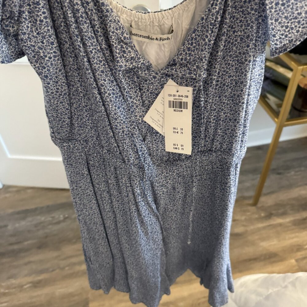 NEW Abercrombie & Fitch Floral Cap Sleeve Summer Dress - Medium